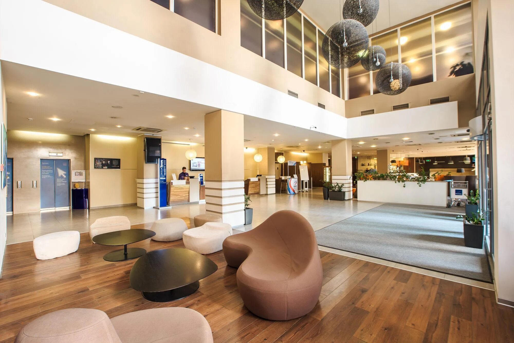 4 4 центр екатеринбург. Novotel 4 екатеринбург. novotel екатеринбург центр. новотель екатеринбург гостиница. екатеринбург новотель екатеринбург центр.