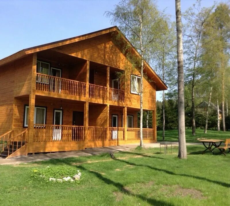 Пухтолова гора база отдыха. Green village ленобласть. Грин виладж база отдыха. Окуневый финский залив. Турбаза пасторское озеро.