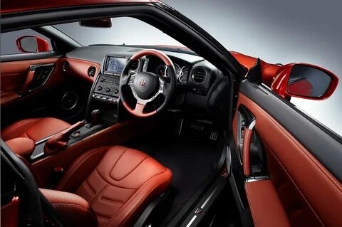 Nissan gtr салон