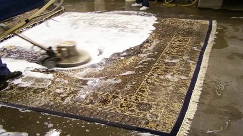 Как стирают ковры