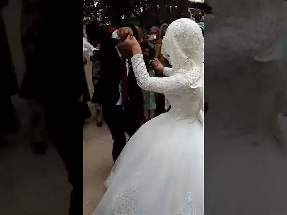 Туй минус. Шери туй. шаху арус. кулоли туй. туй костюм шах.