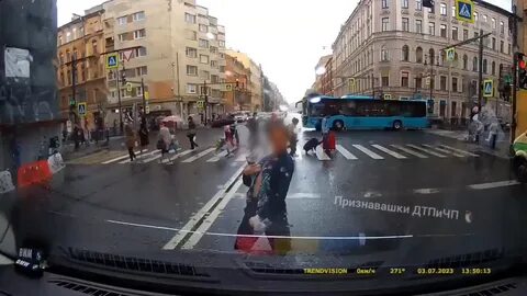 Отблагодарила на дороге