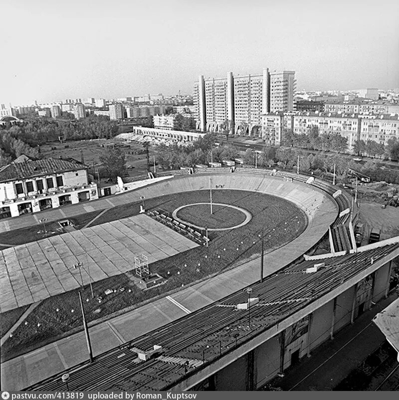 Велотрек на стадионе юных пионеров. Стадион юных пионеров на Динамо. Стадион юных пионеров Москва сейчас. Стадион юных пионеров 1934.