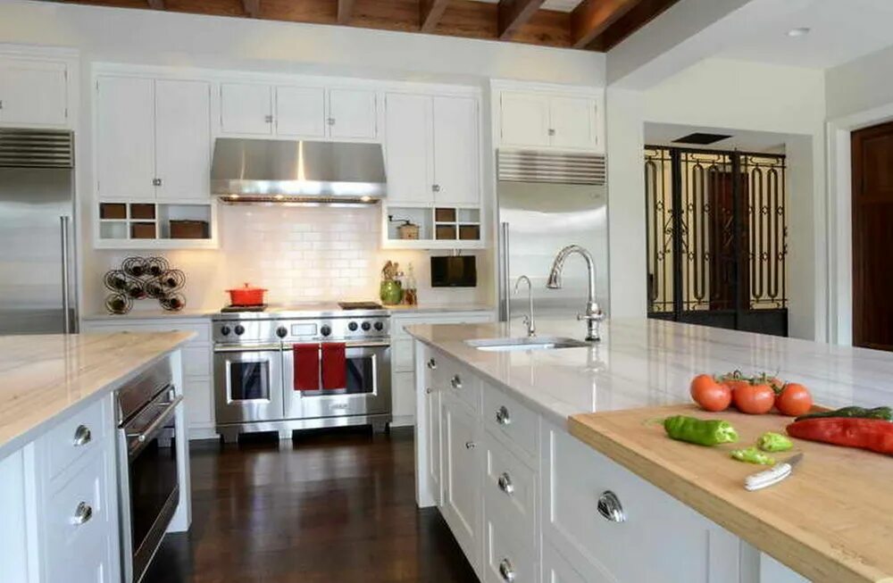 Кухни цвета. Re[yz c jcnhjdrjv. Интерьер кухни. Well kitchens. Rivian кухня.