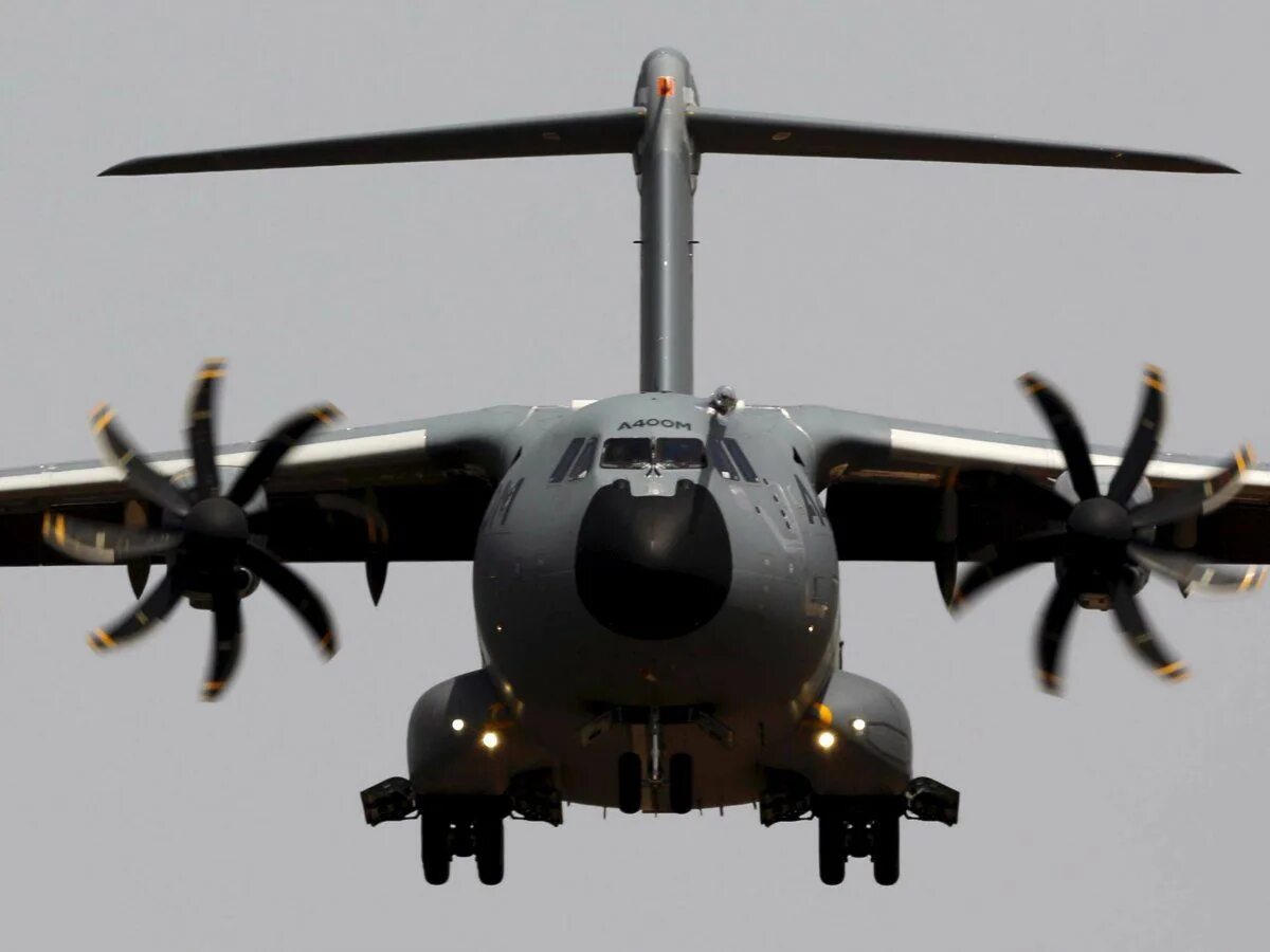 20 а 400. Airbus military a400m. airbus a400m &quot;atlas&quot;. airbus a400m-180. вта a-400m «атлас».