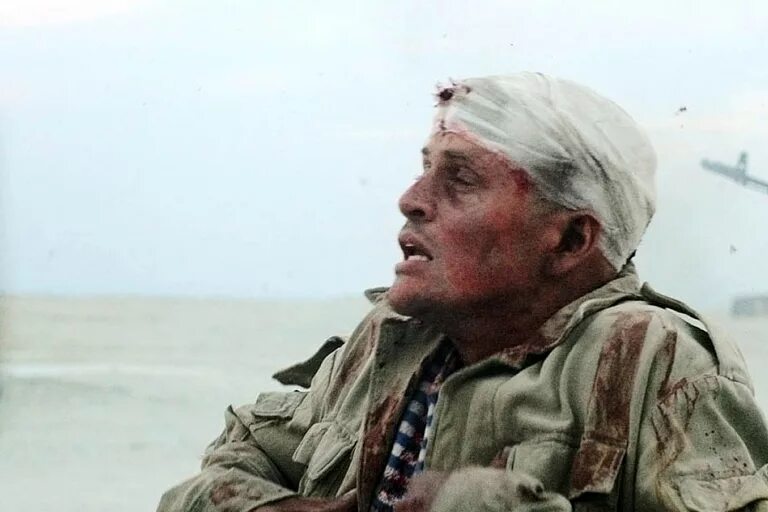 Последняя рота. Серебряков в фильме 9 рота. михаил евланов 9 рота кадры. михаил ефремов 9 рота. ефремов 9 рота.