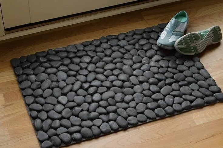 Коврики в домашних условиях своими руками Coiled rope rug made from old climbing ropes. Made by Erika Willsey. Вязаные ков
