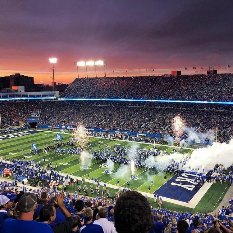 Американский футбольный стадион. Sport event. Public sports events. Sports events. Sport event.