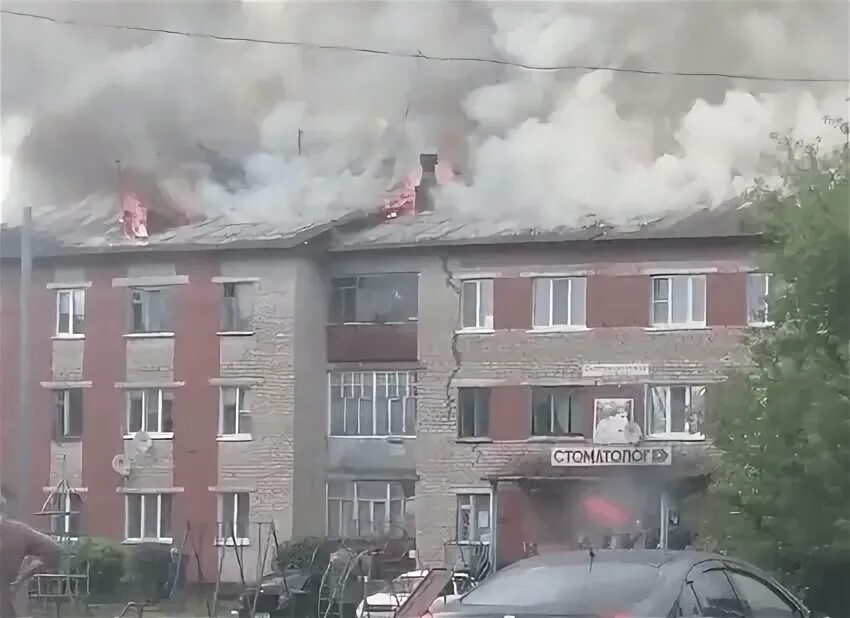 Пожар в многоквартирном доме. Пожар в городе Мценске. Возгорание в МКД В Орле. Пожар в многоэтажке. Пожар тургенева