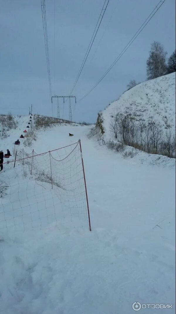 Ташлы тюбинг уфа. Ташлы горнолыжный курорт акбердино. Тюбинг зимой уфа. База отдыха ташлы акбердино. Акбердино уфа горнолыжка.