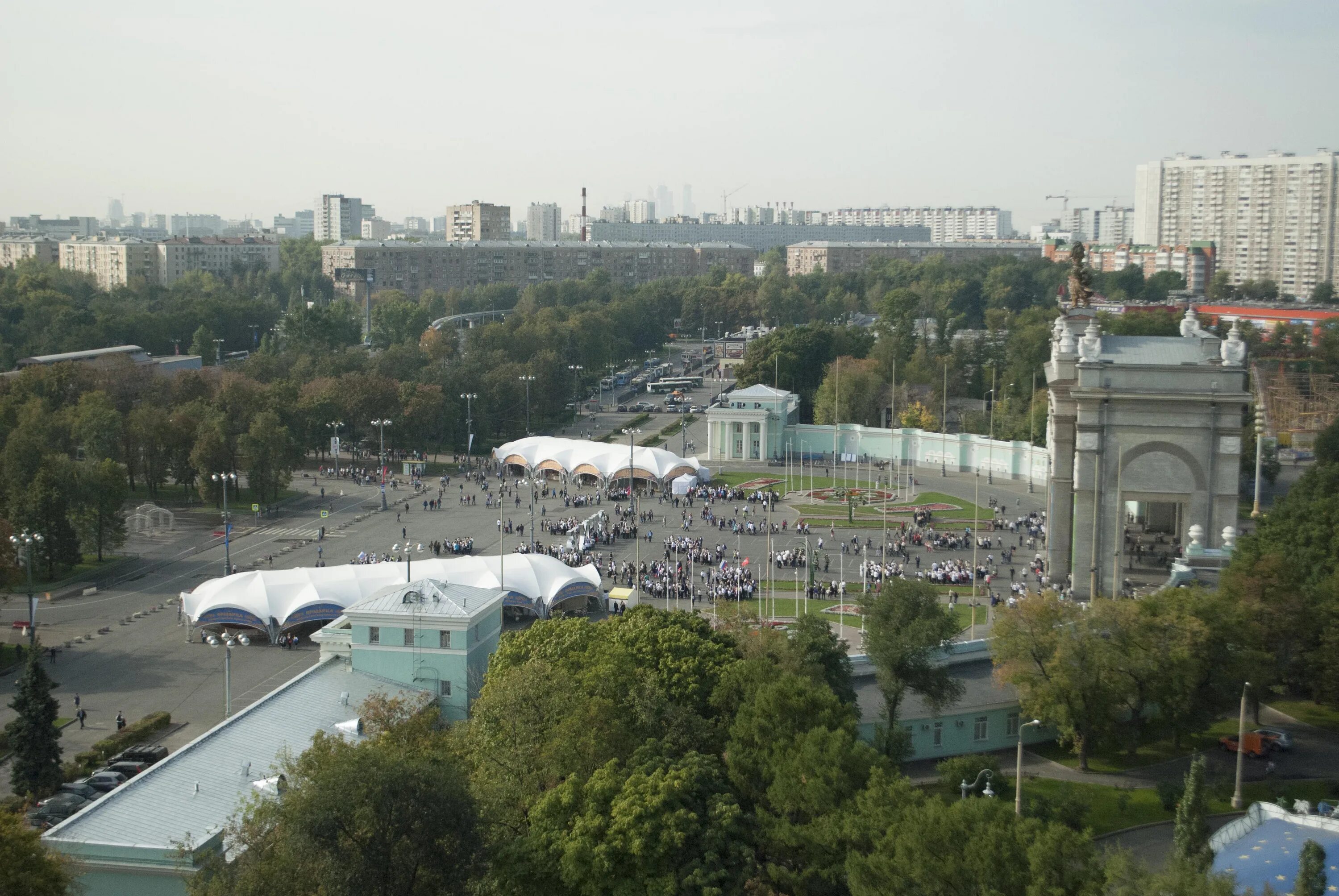 Вднх приложение. Вднх вид сверху 2025. район вднх вид сверху. цветочный вднх вид сверху. вднх вид сверху фото.
