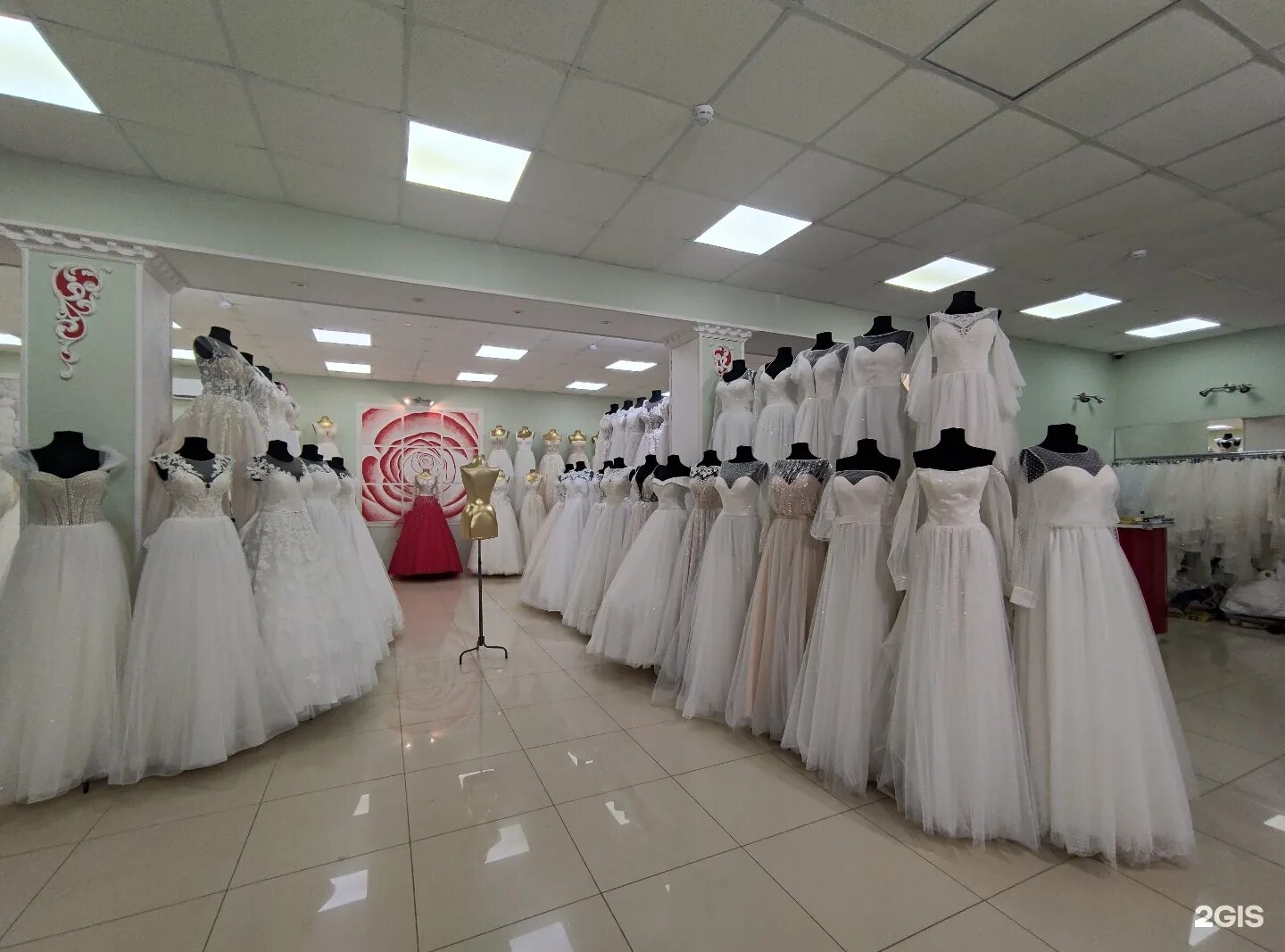 свадебныйсаон махачкала. свадебный салон проспект. дизайнер свадебного салона. свадебные платья омск. салон свадебных платьев бутырский метро.