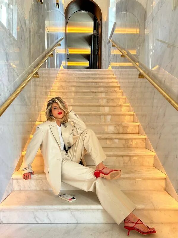 Chaud studio одежда. Chaud studio одежда. Складки на шортах. Chaud studio одежда. Chaud studio одежда.