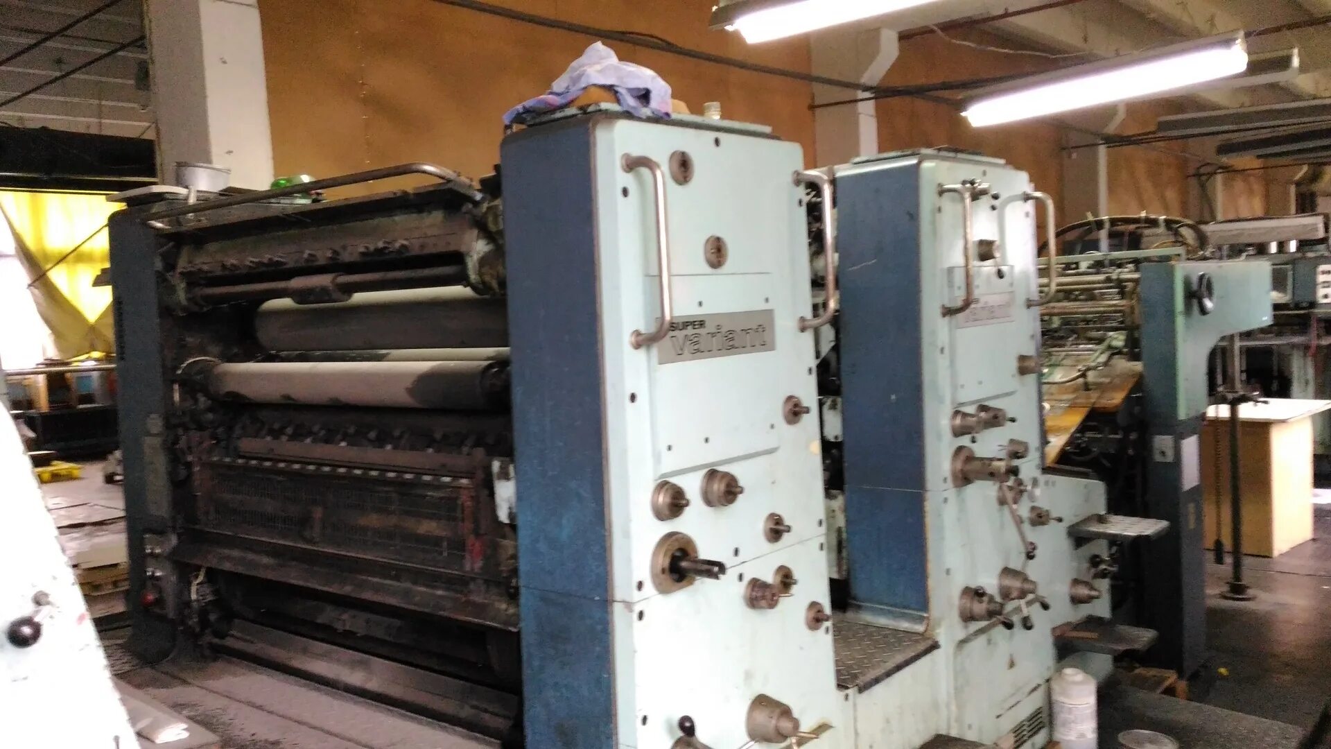 Полиграфическое оборудование бу. Офсетная печатная машина heidelberg 36/52. Печатные машины бу. Печатная машина фуджи. Б/у оборудование.