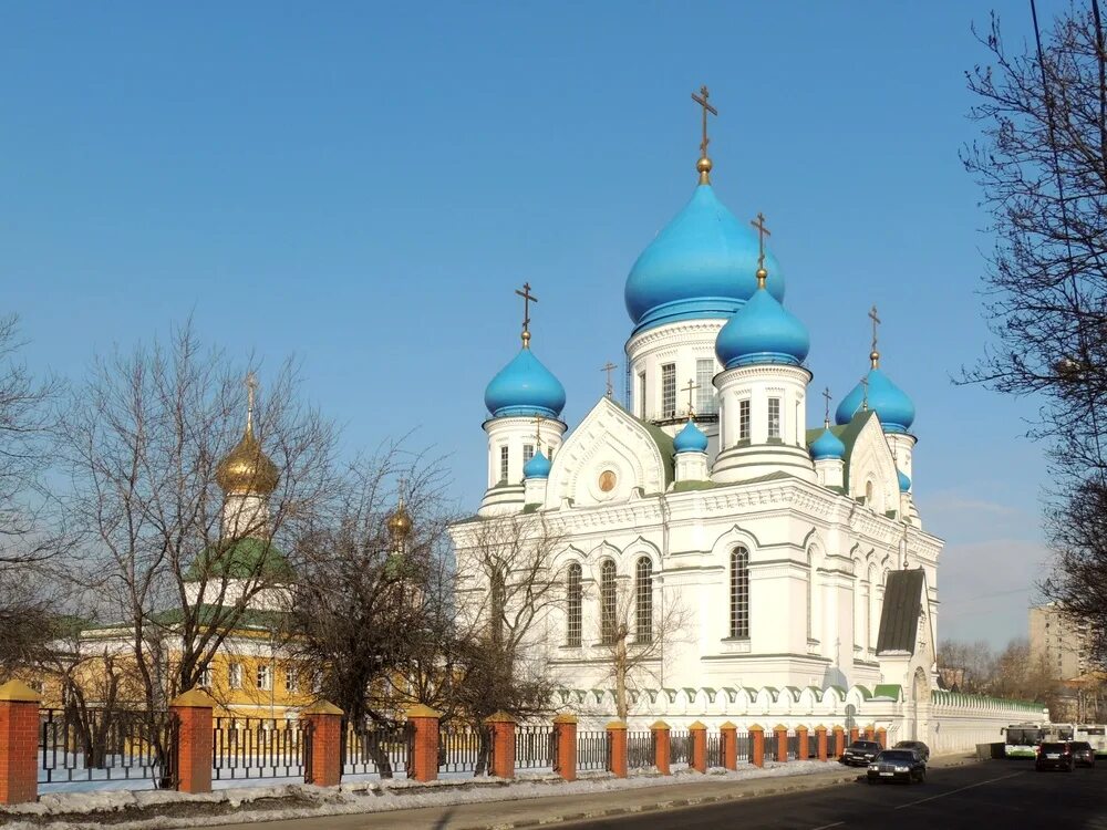 Монастырь на левом берегу. Николо-Перервинский монастырь. Перервинский монастырь Печатники. Николо-Перервинский монастырь в Москве. Николо-Перервинский монастырь старые.