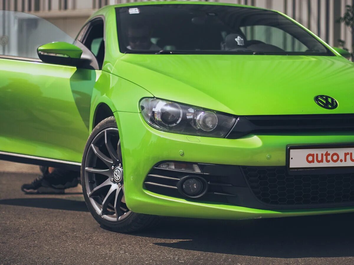 Volkswagen самара. Зелёный Wolksvagen Scirocco. VW Scirocco 1.4. Volkswagen салатовый. Зеленый цвет Фольксваген.