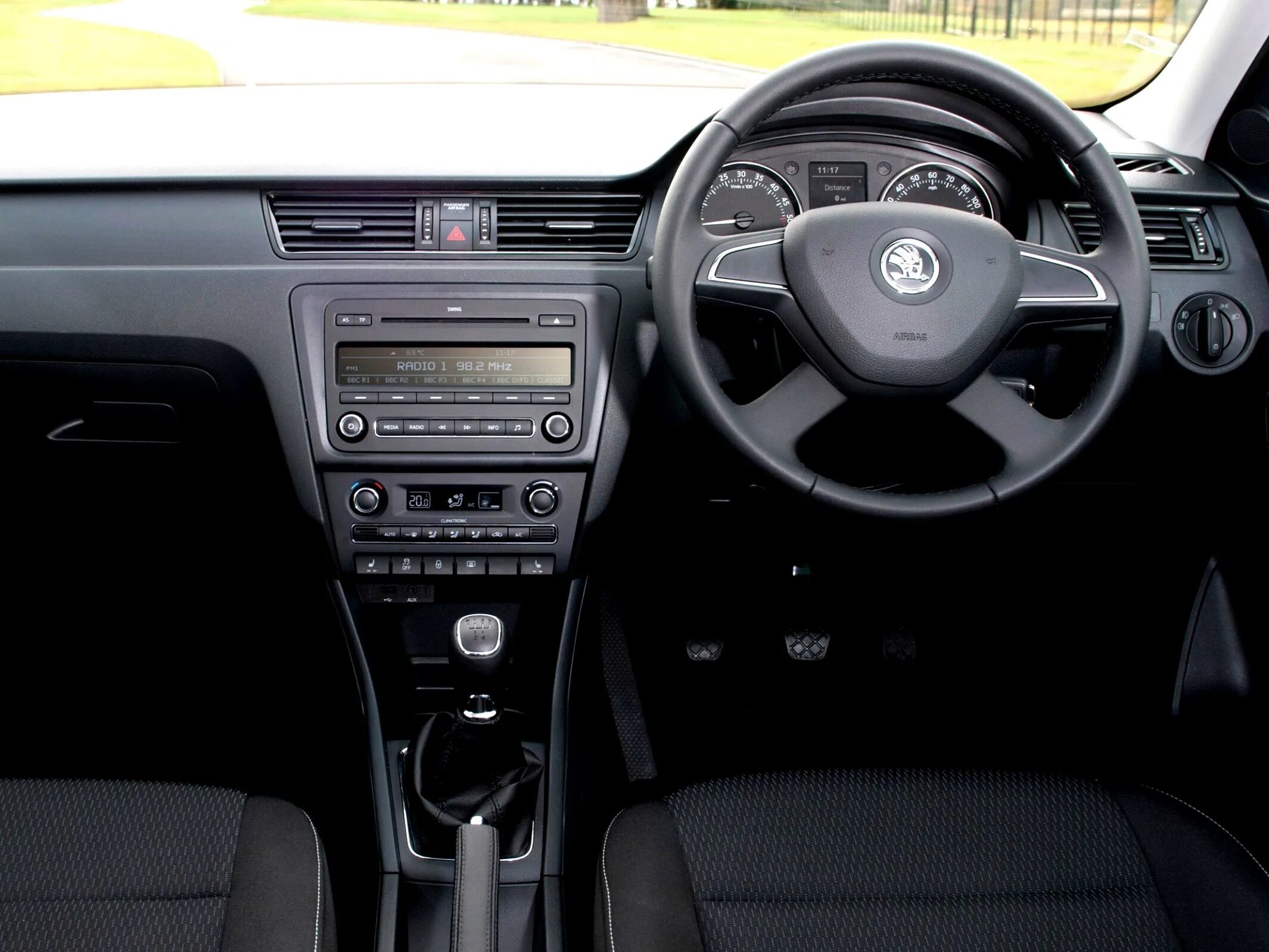 Rapid 2011. Škoda рапид 2012. škoda рапид салон. skoda rapid 2012 салон. шкода рапид 2010.