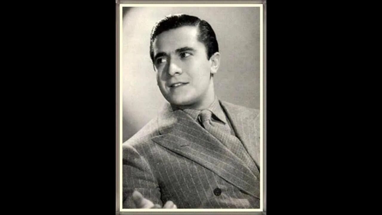 Young giuseppe di stefano. Джузеппе ди стефано слушать. Стефано голос. Джузеппе ди стефано слушать. Джузеппе ди стефано могила.