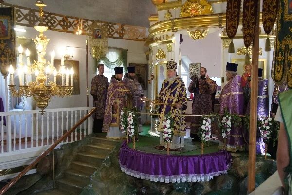 шигали канашский район. 200 лет храму. кондровский краеведческий музей. монета собор преображения господня 2015 год в буклете. курская область бобрышево церковь.