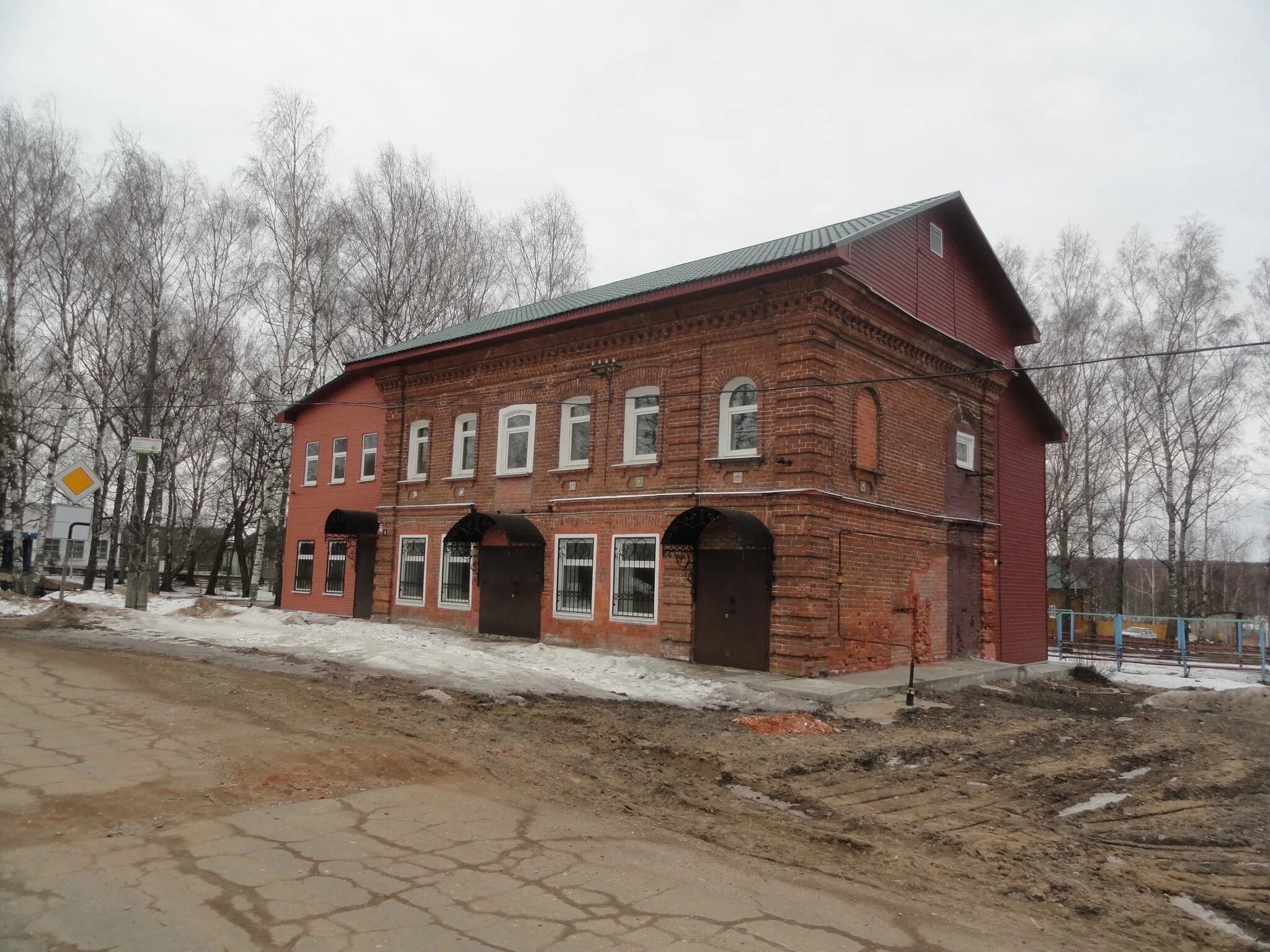 Толбухино автобус. Село толбухино ярославская область. Усадьба толбухина. Автобус 125 ярославль. Проспект толбухина 47 ярославль.