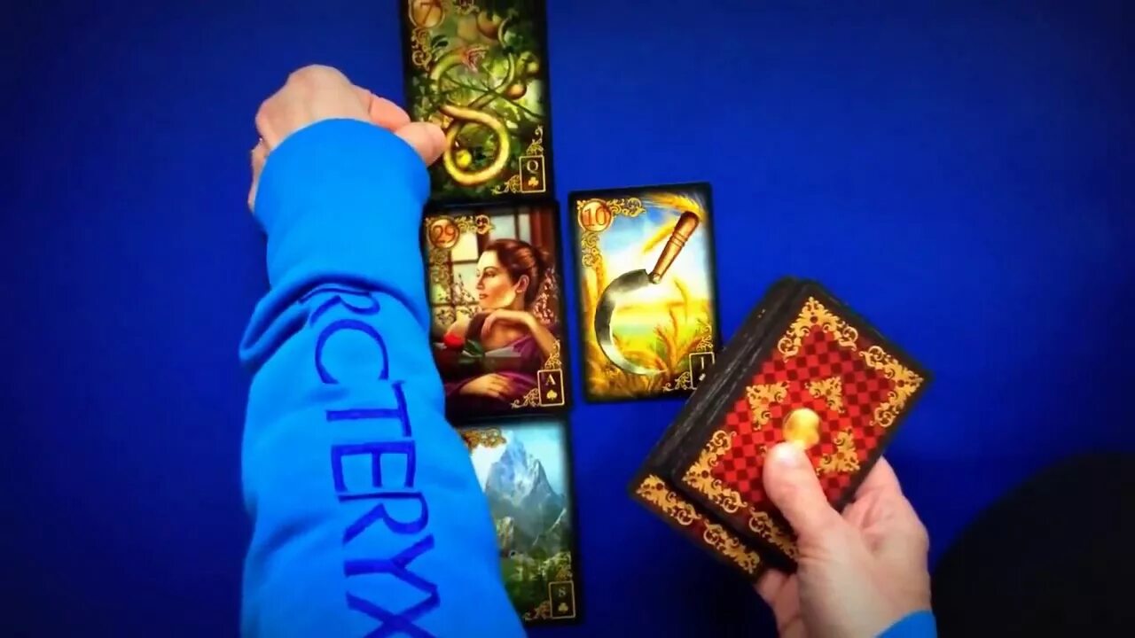 колена таро будущее. реален таро. расклады колена таро судьбы. колена таро. колена таро сегодняшний расклады 2021.