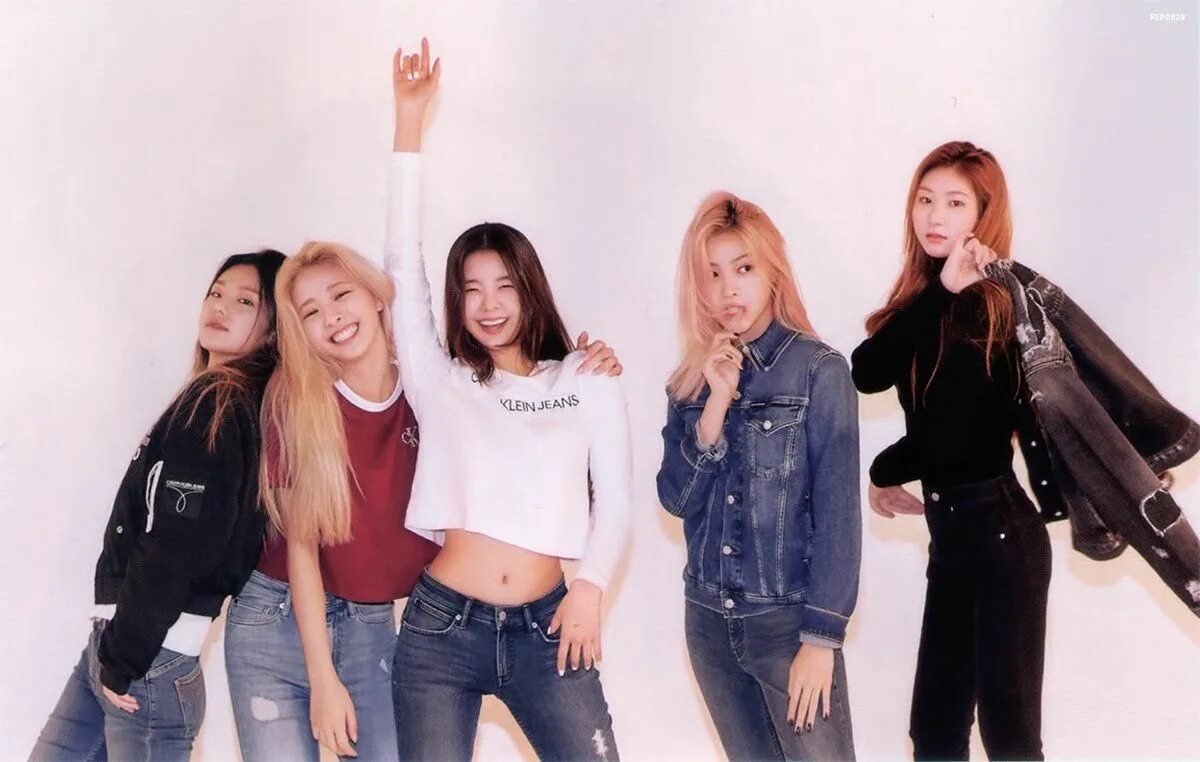 Itzy who. Itzy who