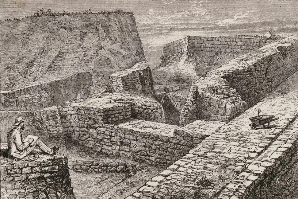 Троя раскопки шлимана. Дворец приама гиссарлык. Раскопки трои холм гиссарлык. Раскопки шлимана в трое. Шлиман микены.