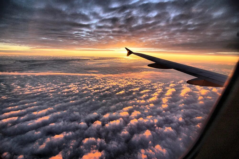 Полет. Вид из самолета. Вид из иллюминатора самолета. Вид из илюминатора самолёта. Вид из окна самолета.