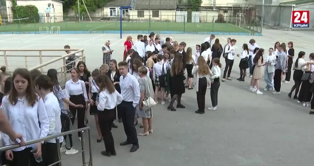 Качели на пляже в севастополе. Крым на мотоцикле. Пляж алексино новороссийск качели упали на ребёнка. Организация воин. Крым.