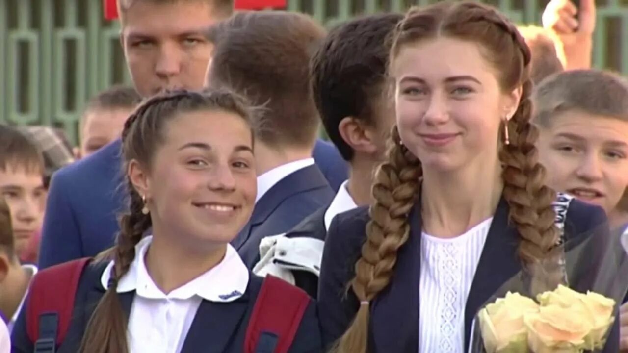 Гимназия 11 королев. Гимназия 17 королев. Состав 11 гимназия. 13 гимназия одинцово внутри. Учителя гимназии 5 королев.