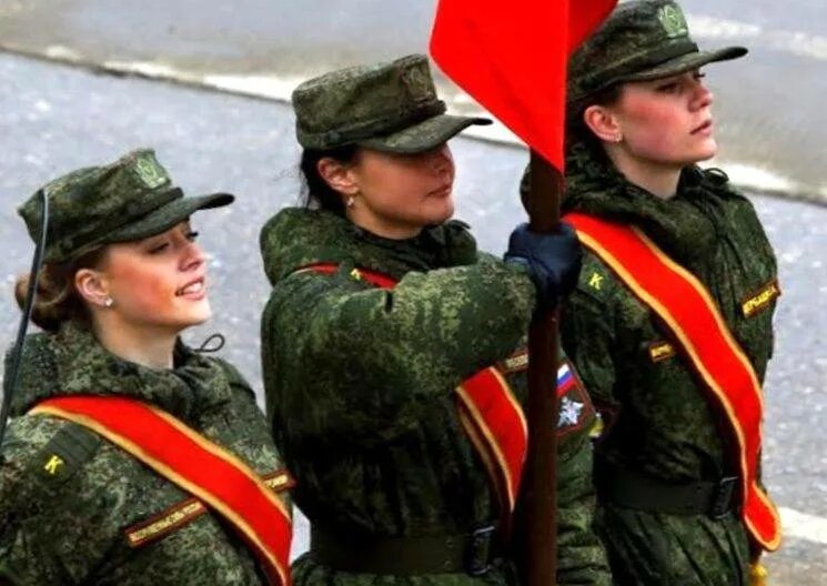 Помощь женам контрактников
