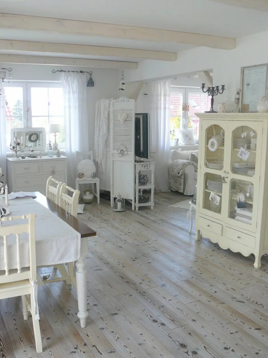 Ламинат Shabby Chic. Кухня шебби Шик Прованс. Дом в стиле шебби Шик. Нео Прованс интерьер.