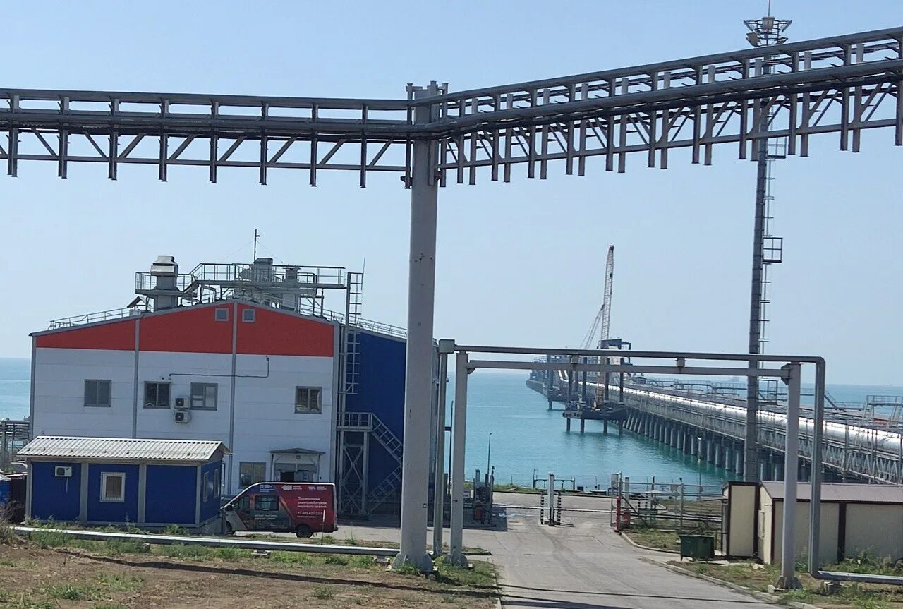 Ттнг тамань. Таманский терминал навалочных грузов (ттнг). Морской порт тамань эфко. Ооо интерстрой порт. Порт кавказ тамань.