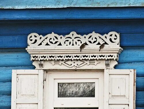 Наличники для храма. Наличники на окна деревянные. Наличники на окна деревянные. Городец слобода. Наличники церкви спаса в уборах.