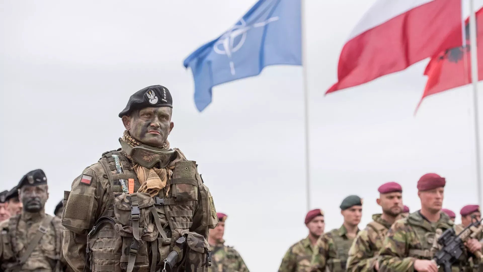 Армия НАТО В Польше. Учения НАТО. Учения НАТО В Польше. Войска НАТО В Польше. Франция хочет ввести войска на украину