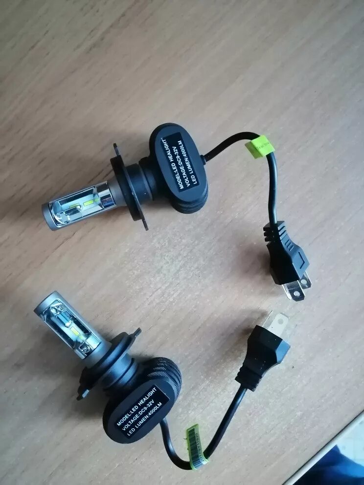 Лампы ближнего света хонда аккорд 7 галоген. 4. Лампы honda cr-v 3. Лампа ближнего света для honda crv 2008. Црв 3 лампочки.