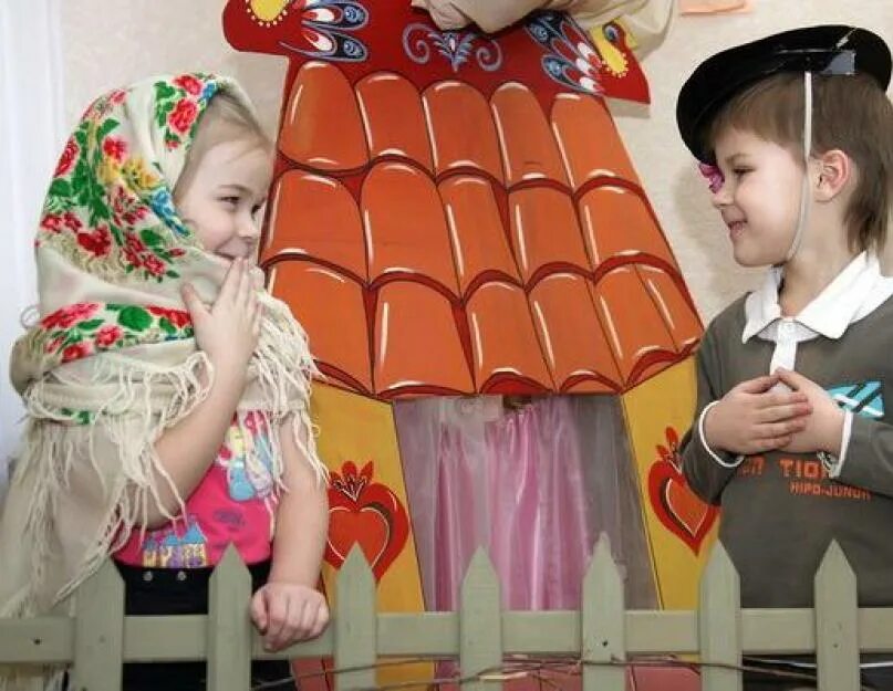 Театр воспитателей детского сада. Театр воспитателей детского сада. Дети и театр в доу. Ролевой театр в доу. Театрализация в саду.