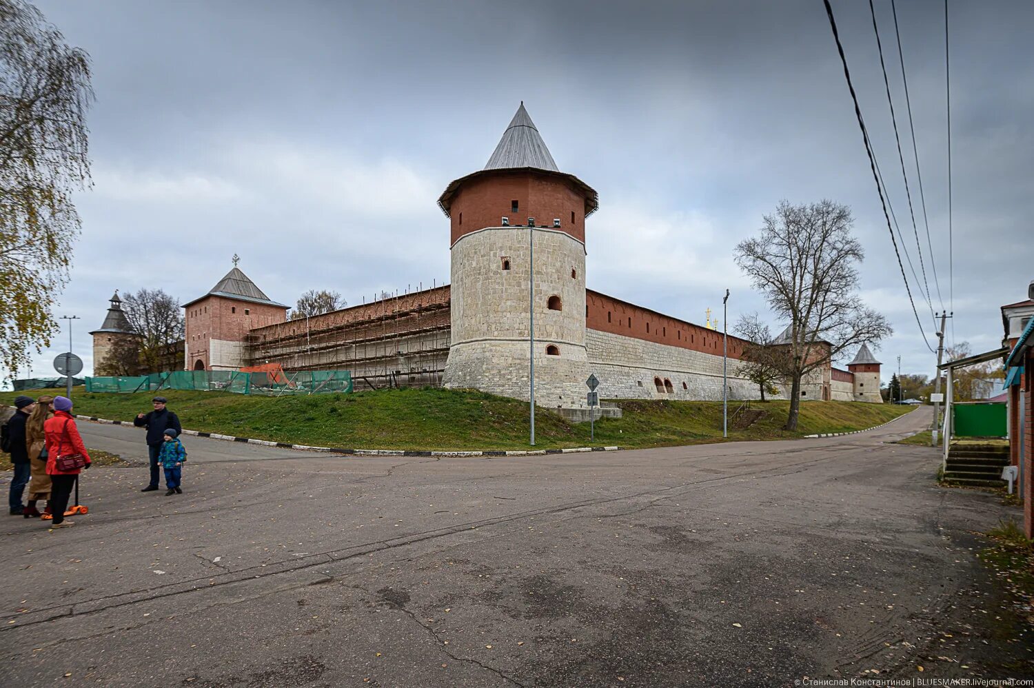 Зарайск животное. Зарайский кремль зарайск набережная. набережная зарайск 2025. зарайск крепость. зарайск набережная у кремля.