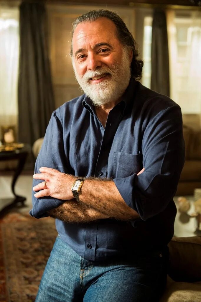 Тони рамос лысый. Бразильский актер тони рамос. Тони рамос актер рост. Тони рамос клон. Tony ramos o rebu.