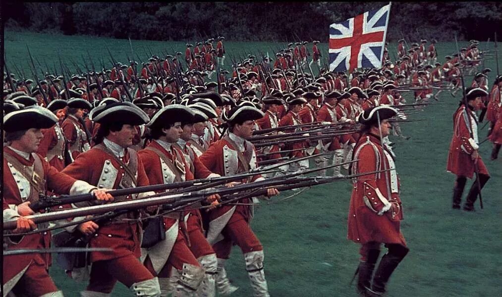 Как видели себя англичане французы немцы. Британский Гренадер 18 век. Барри Линдон атака. Британская линейная пехота 18 века. Барри Линдон атака пехоты.