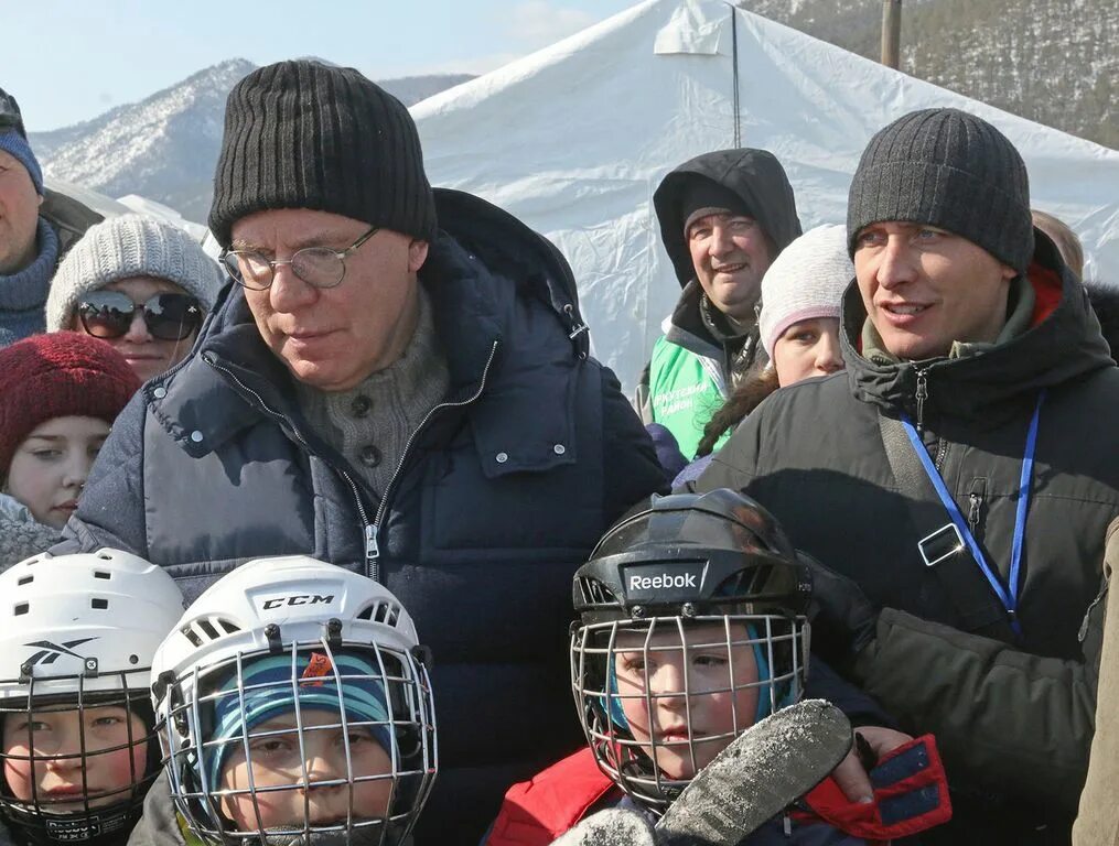 Фетисов на Байкале. Международный хоккейный матч «last game Baikal in Lake Baikal».