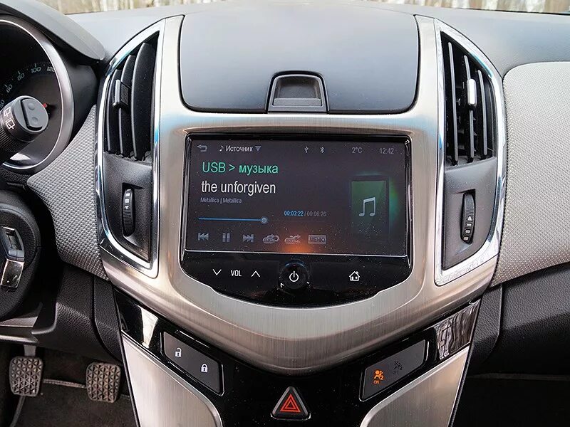 сенсорная панель магнитолы