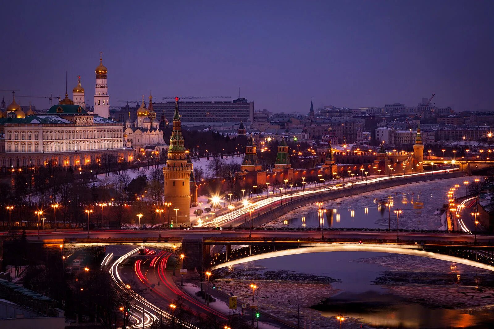 Moscow photos. Москывау. Кремль Москва. Ночной Кремль Москва. Ночная Москва огни Москвы.