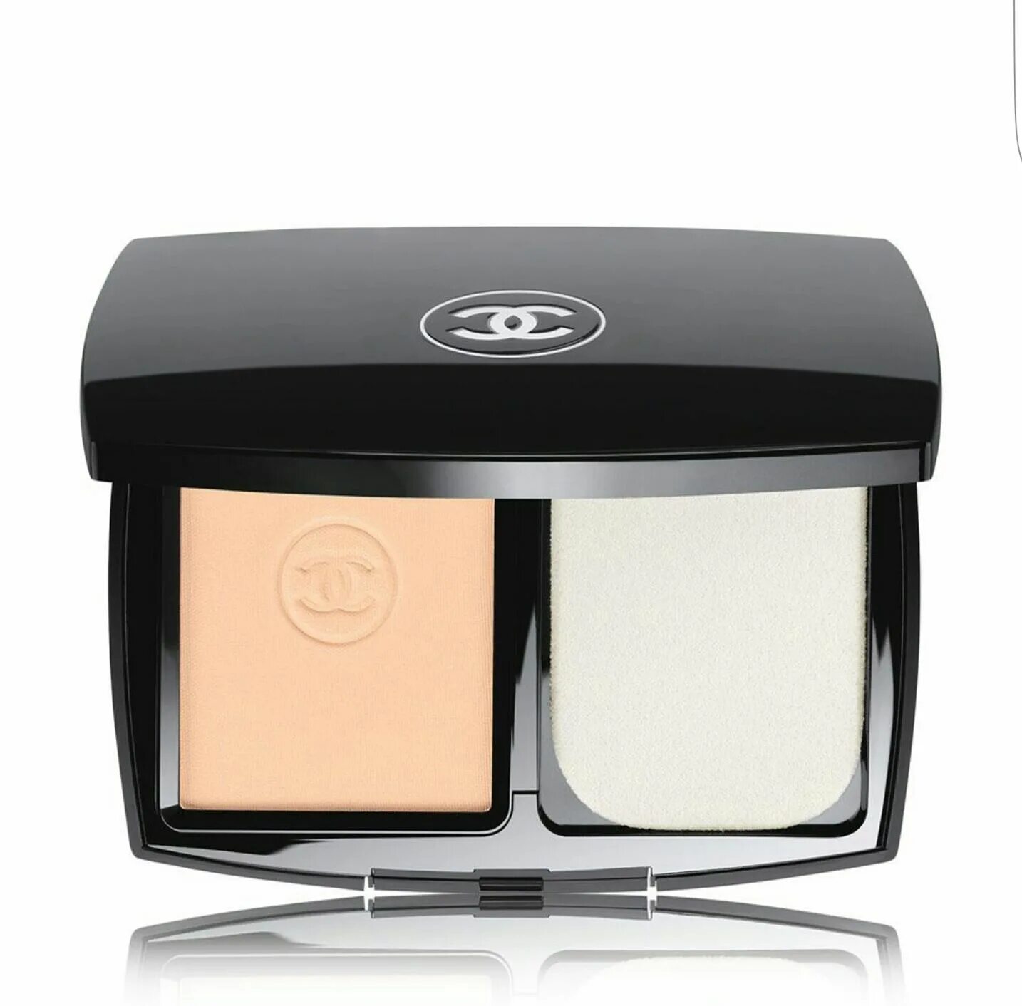 Тональная пудра. Компактная пудра dolce & gabbana perfect matte foundation powder. Пудра pupa extreme matt. Компактная тональная основа. Шанель пудра компактная.