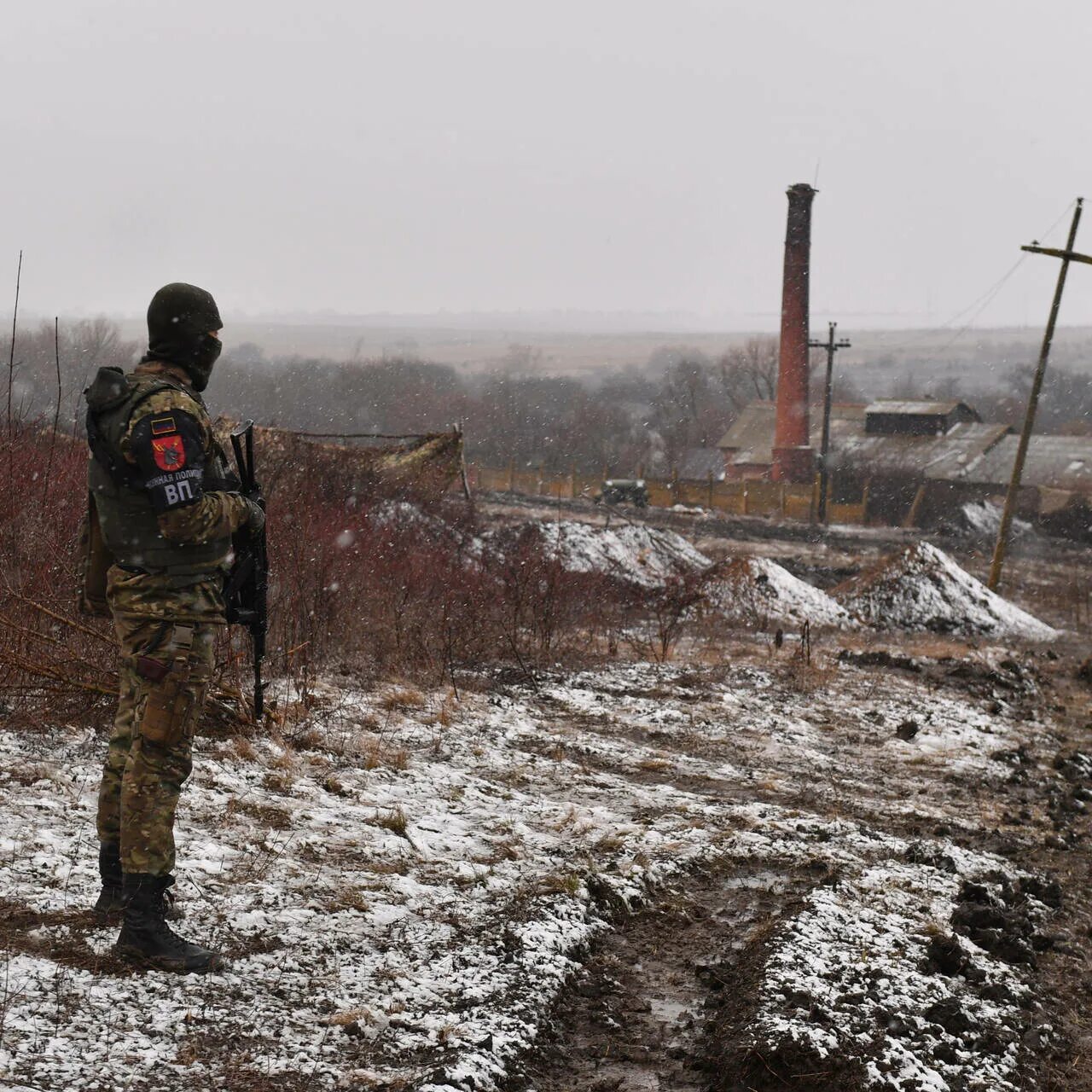 Боевые действия курдюмовка. Андреевка в Донецкой народной Республике. Курдюмовка Донецкая область боевые. Военный склад.