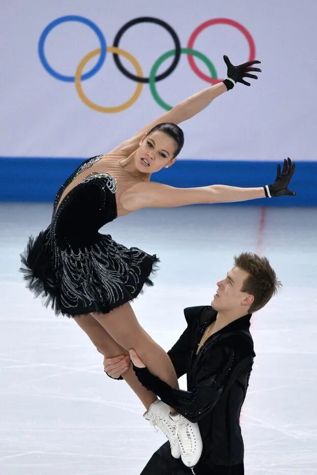 анастасия мишина и александр галлямов олимпиада 2022. скотт мойр фото. татьяна волосожар и максим траньков фигурное катание. фигуристка татьяна волосожар. павлюченко и ходыкин фигурное катание.
