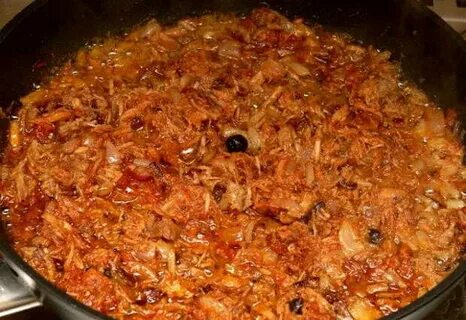 Паста с тушенкой и томатной пастой