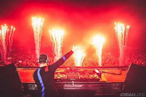 Tiesto lay low