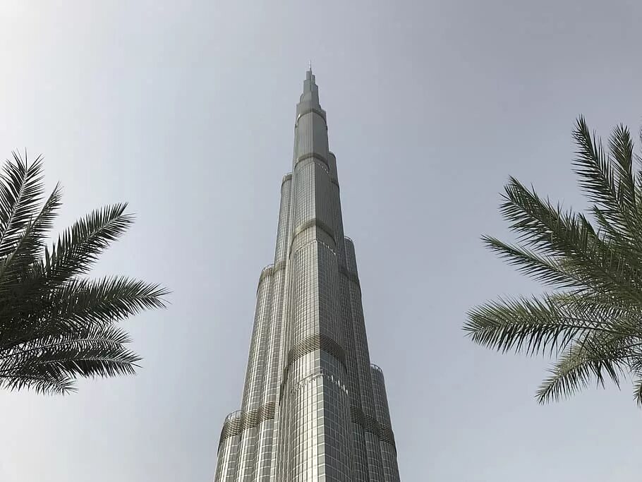 Башня Бурдж Халифа в Дубае. Бурдж Халифа-828. Додж Халифа Дубай. Бурдж-Халифа Объединённые арабские эмираты выше Гуанчжоу. Бурдж халифа объединенные арабские