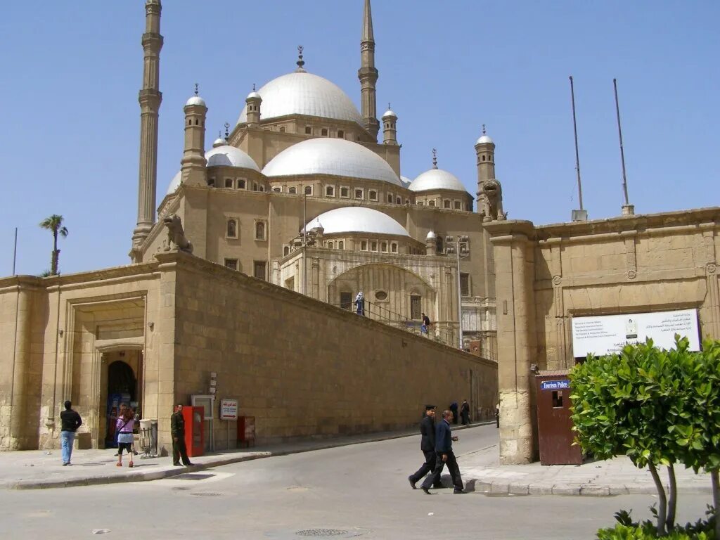 Каир достопримечательности. Каир столица. Египет город Каир. Каир арабский город Северной Африки. Столица Каир Каир достопримечательности.